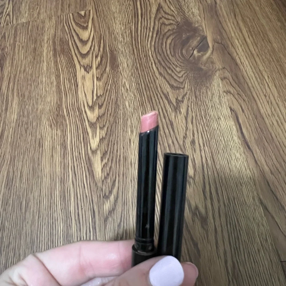 Hourglass I’m Addicted Lipstick